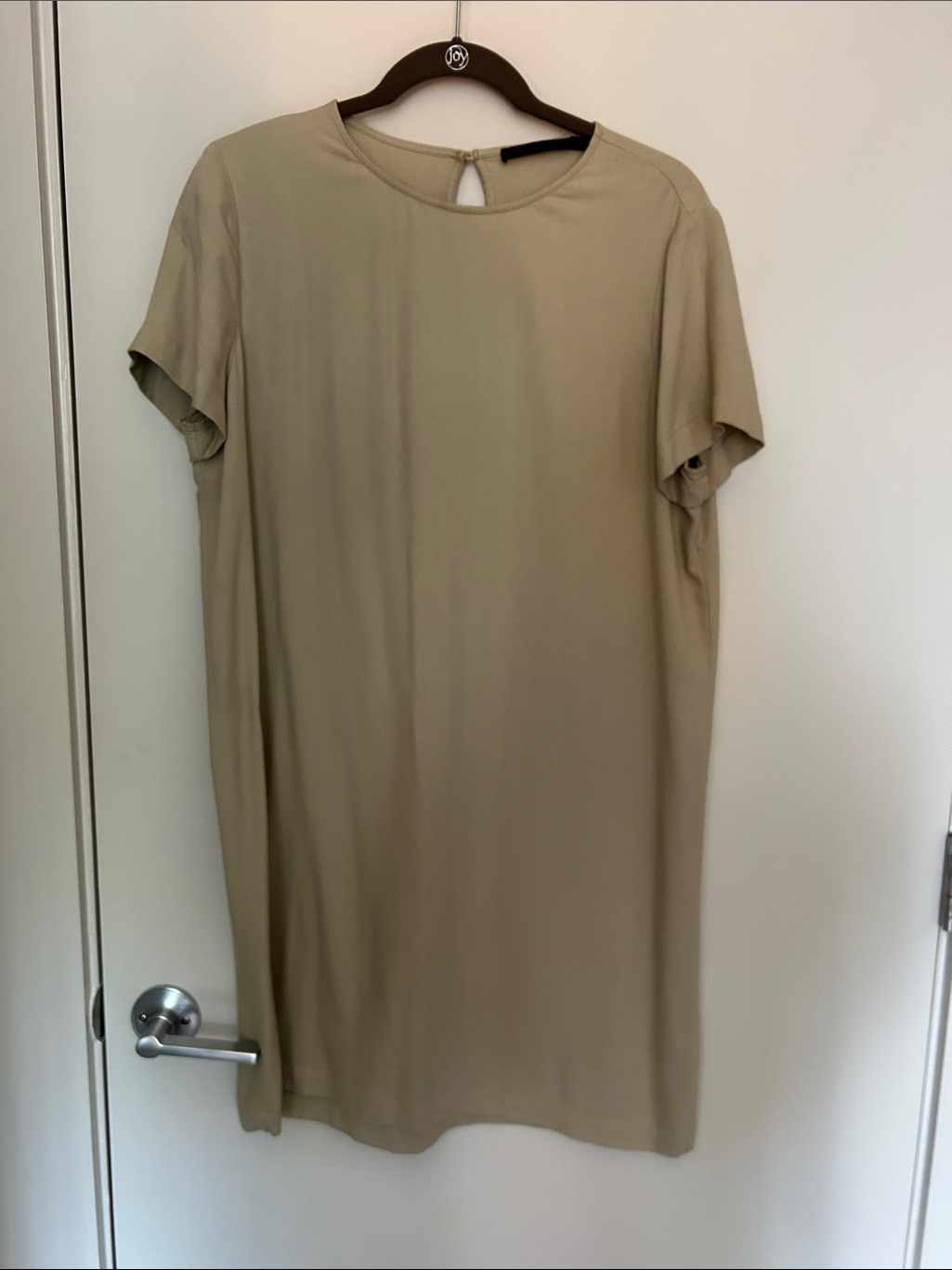 Jenni Kayne Beige Short-Sleeve Midi Dress